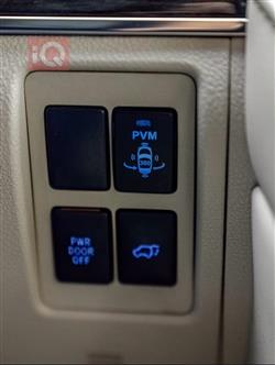 تۆیۆتا لاند کروزەر